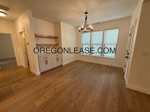 536 Buster Ln in Eugene, OR - Building Photo - Building Photo