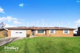 242 Hargeo Dr in Indianapolis, IN - Building Photo