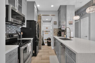 12800 Melville Dr in Montgomery, TX - Building Photo - Building Photo