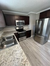 216 Ridgewood Dr in Statesboro, GA - Building Photo - Building Photo