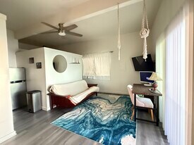 87-3186-3186 Carissa Rd in Captain Cook, HI - Building Photo