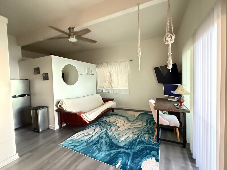 87-3186-3186 Carissa Rd in Captain Cook, HI - Building Photo