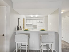 Sagebrook of Chapel Hill in Chapel Hill, NC - Building Photo - Building Photo