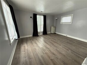 7 Pimm Ave in Auburn, NY - Building Photo - Building Photo