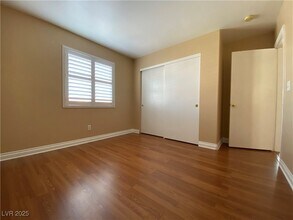 7399 W Diablo Dr in Las Vegas, NV - Building Photo - Building Photo