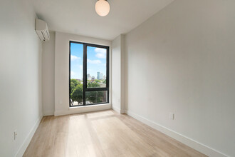 11 Herkimer St in Brooklyn, NY - Building Photo - Building Photo
