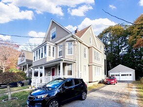 76 Nichols Ave in Fairfield, CT - Building Photo - Building Photo