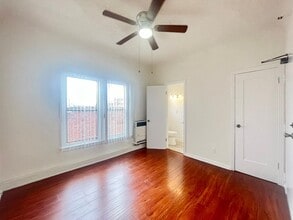 2751 San Marino St in Los Angeles, CA - Building Photo - Building Photo