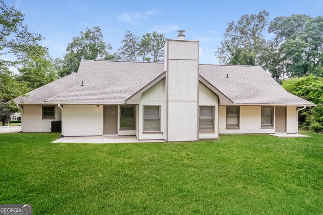 property at 2242 Marion Ln