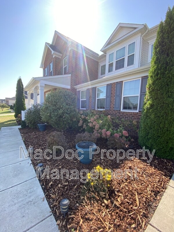 6056 Greenspring Road in Fredericksburg, VA - Building Photo - Building Photo