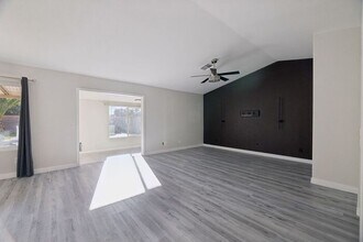 1057 S Jamaica Way in Gilbert, AZ - Building Photo - Building Photo