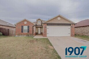2028 Concord Dr in Newcastle, OK - Building Photo