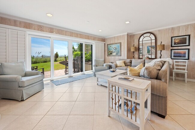 275 Debordieu Blvd in Georgetown, SC - Building Photo - Building Photo
