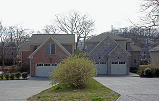 2241 Castleman Dr in Nashville, TN - Building Photo