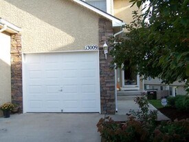 13009 Washington Ct in Kansas City, KS - Building Photo