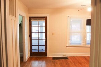 1127 Drake St in Madison, WI - Building Photo - Building Photo