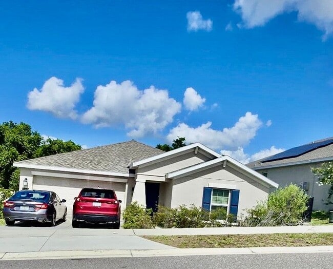 property at 782 Citrus Reserve Blvd