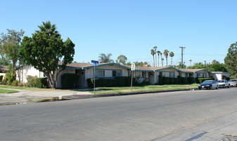 1910-1926 W Maple Ave Apartments