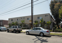 939 S Myrtle Ave in Inglewood, CA - Building Photo - Building Photo