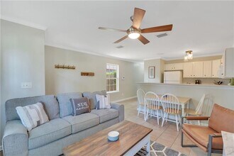 413 Palmetto St in St. Simons Island, GA - Building Photo - Building Photo