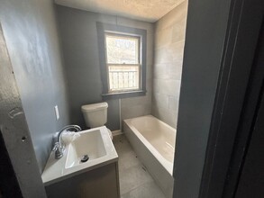 1547 E McLemore Ave in Memphis, TN - Building Photo - Building Photo