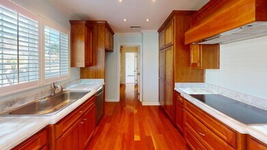 7121 Napa Ave in Rancho Cucamonga, CA - Building Photo - Building Photo