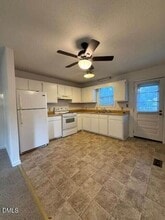 735 N Main St in Wake Forest, NC - Building Photo - Building Photo