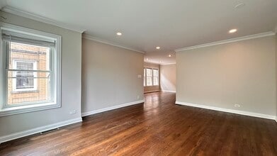 5632 N St Louis Ave in Chicago, IL - Building Photo - Building Photo