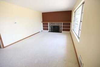 1531 Kenan Ave NW in Grand Rapids, MI - Building Photo - Building Photo