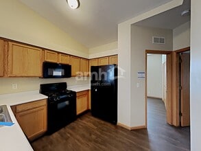 14151 S Napa Cir in Plainfield, IL - Building Photo - Building Photo