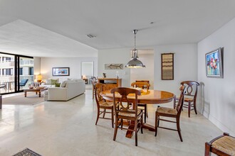 3000 N Ocean Dr in Riviera Beach, FL - Building Photo - Building Photo