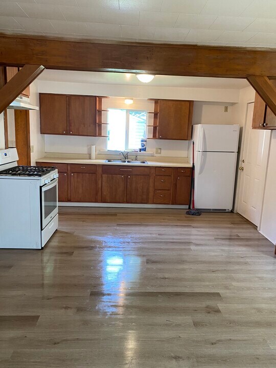 10 Grove St in Sodus, NY - Building Photo