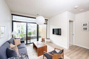 1632 N Franklin Pl in Milwaukee, WI - Building Photo