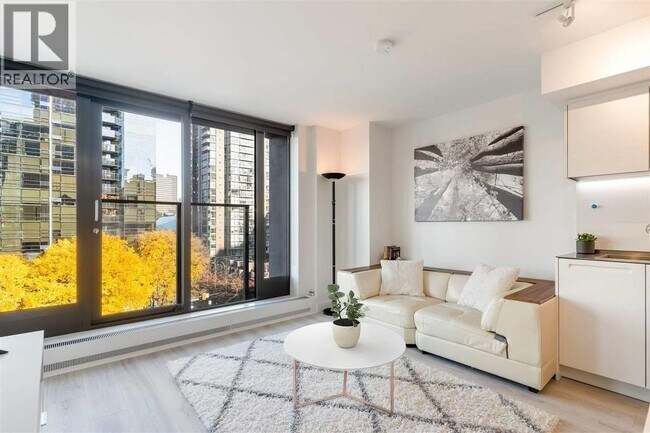 1133 Hornby St in Vancouver, BC - Building Photo - Building Photo