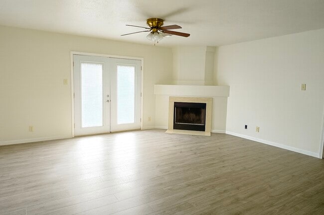 12012 Brent Terrace in Live Oak, TX - Building Photo - Building Photo