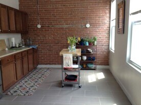 210 Waterman St in Providence, RI - Building Photo