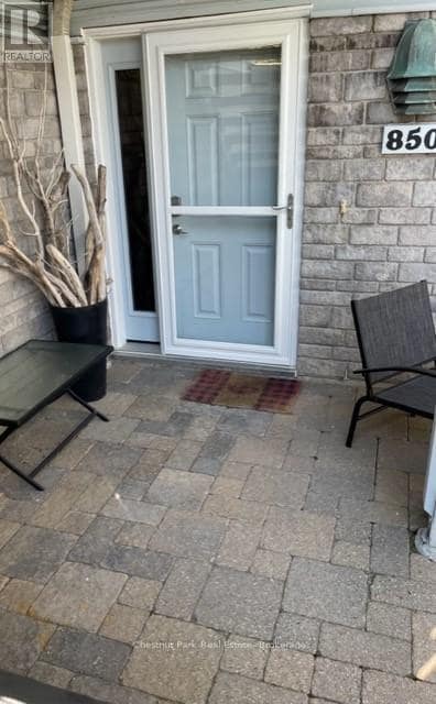 property at 850 Suncrest Cir