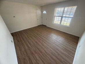 60 Lauretta Mae Dr in Lebanon, OH - Building Photo - Building Photo