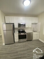 3150 S Harlem Ave, Unit GDN in Riverside, IL - Building Photo
