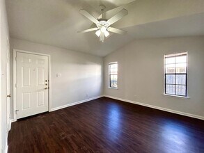 9317 Kempler Dr in Austin, TX - Building Photo - Building Photo