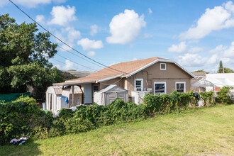 4419 NW 17th Ave in Miami, FL - Building Photo - Building Photo