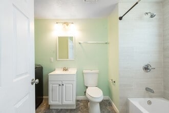 483 Liberty St in Braintree, MA - Building Photo - Building Photo