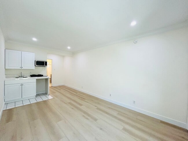 3940 Inglewood Blvd in Los Angeles, CA - Building Photo - Building Photo