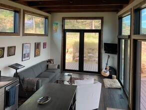 600 Indian Lookout Rd, Unit 1/2 in Lyons, CO - Building Photo - Building Photo