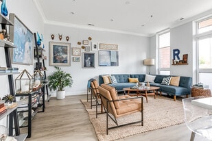 MADISON WEST in Forest Park, IL - Building Photo