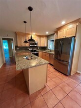 6876 17th St N in St. Petersburg, FL - Building Photo - Building Photo