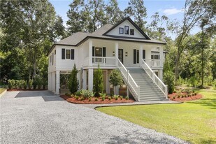 814 W 19th Ave in Covington, LA - Building Photo
