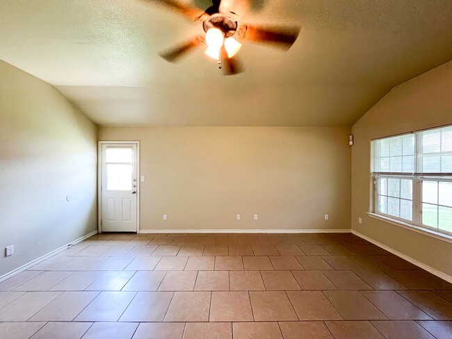 4106 Cambridge Dr in Killeen, TX - Building Photo - Building Photo