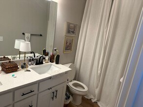 126 E Spring St in Fayetteville, AR - Building Photo - Building Photo