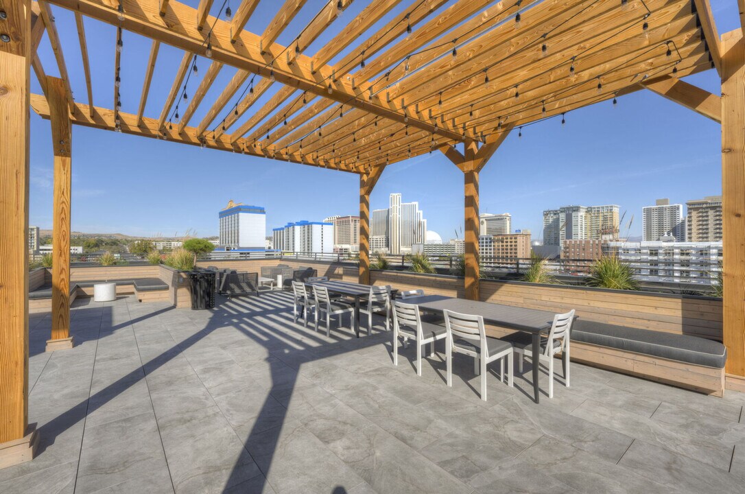 Eden Tower in Reno, NV - Building Photo